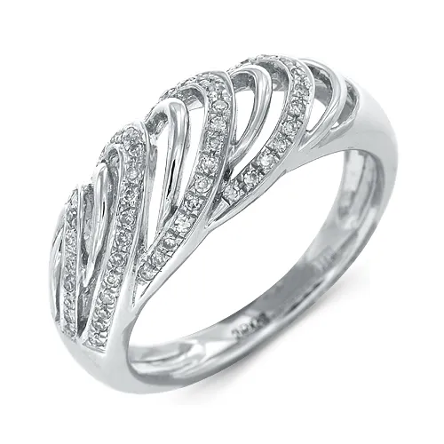 Женское кольцо из золота с бриллиантом