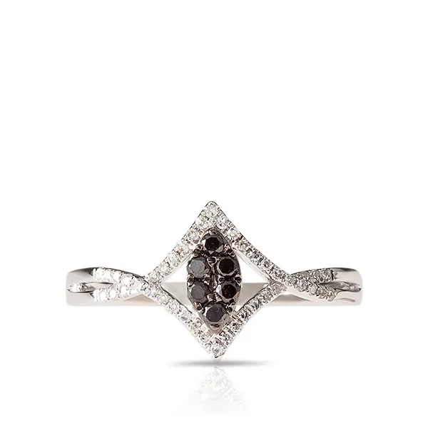 Женское кольцо из золота с бриллиантом