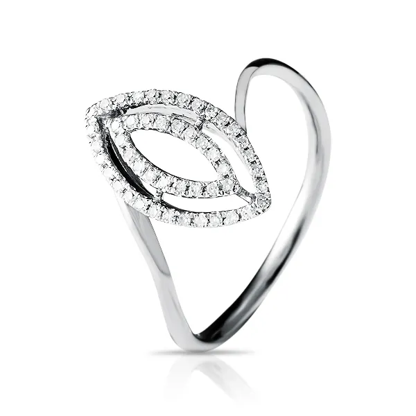 Женское кольцо из золота с бриллиантом