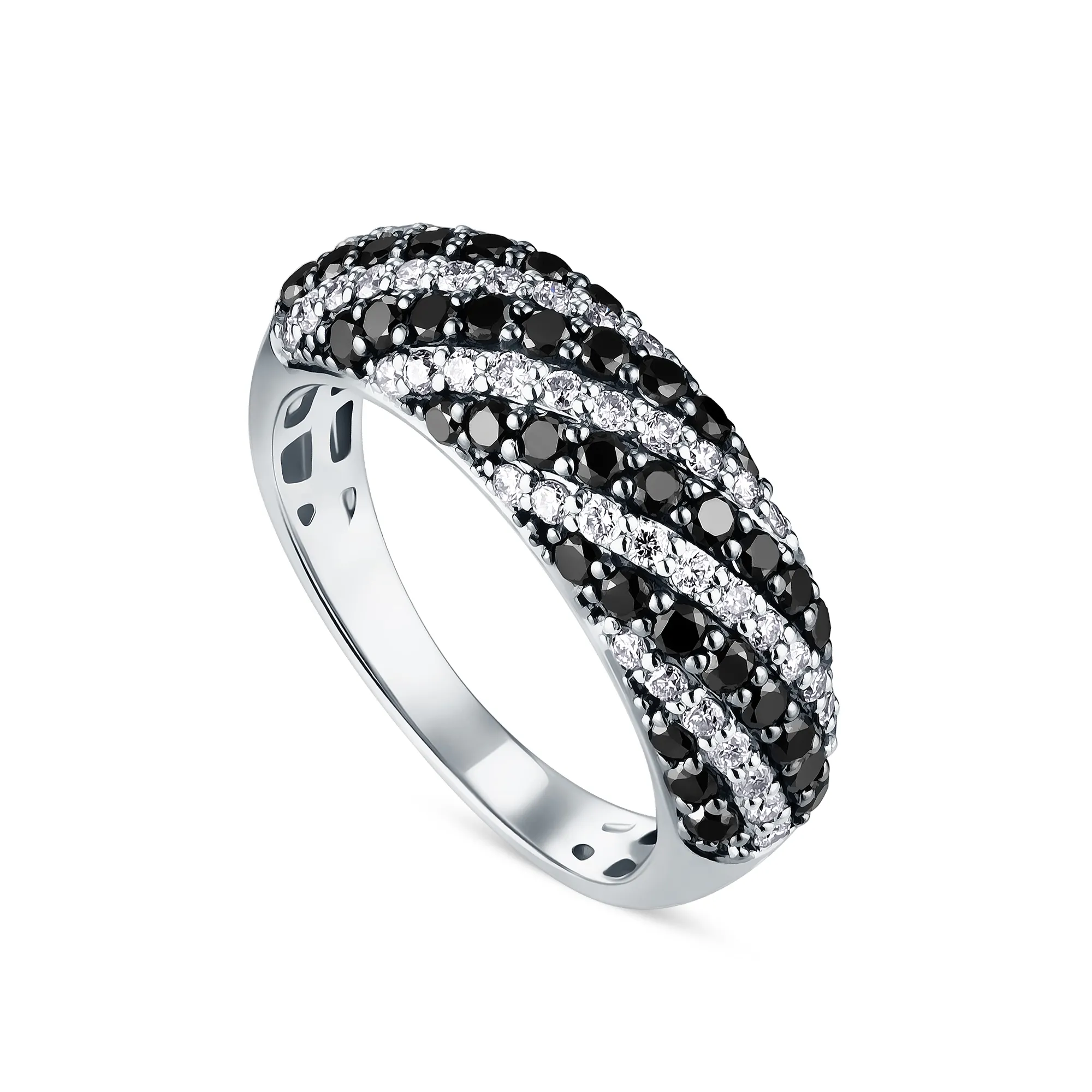 Женское кольцо из золота с бриллиантом