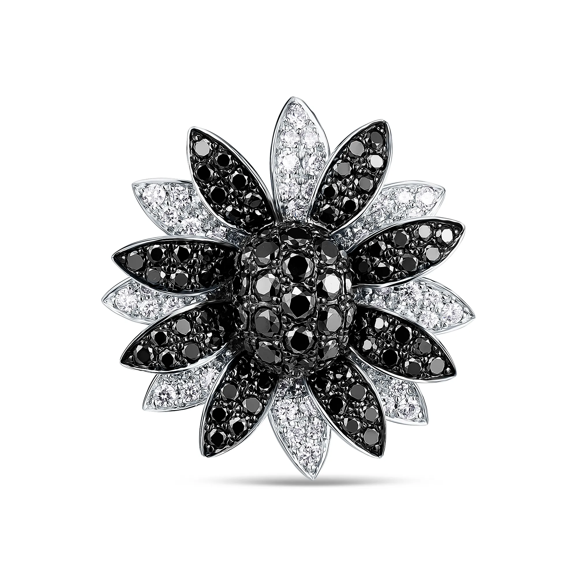 Женское кольцо из золота с бриллиантом