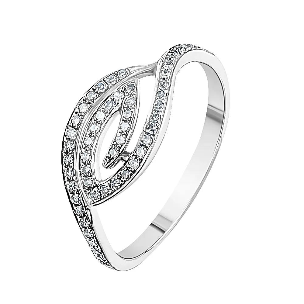 Женское кольцо из золота с бриллиантом