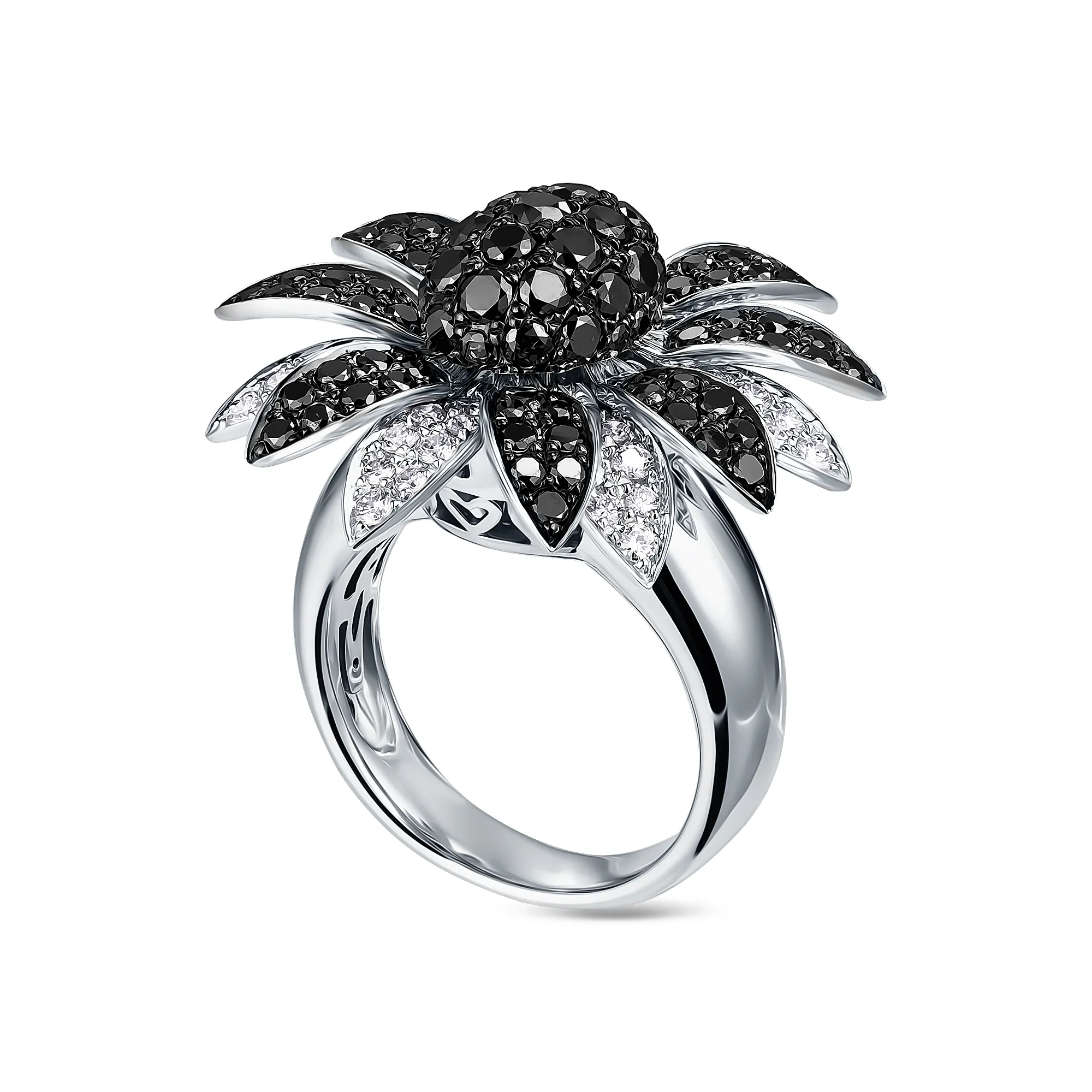 Женское кольцо из золота с бриллиантом