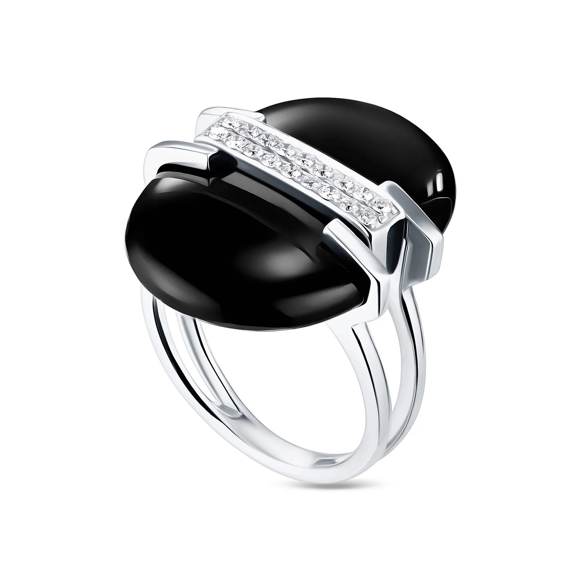Женское кольцо из золота с бриллиантом и ониксом