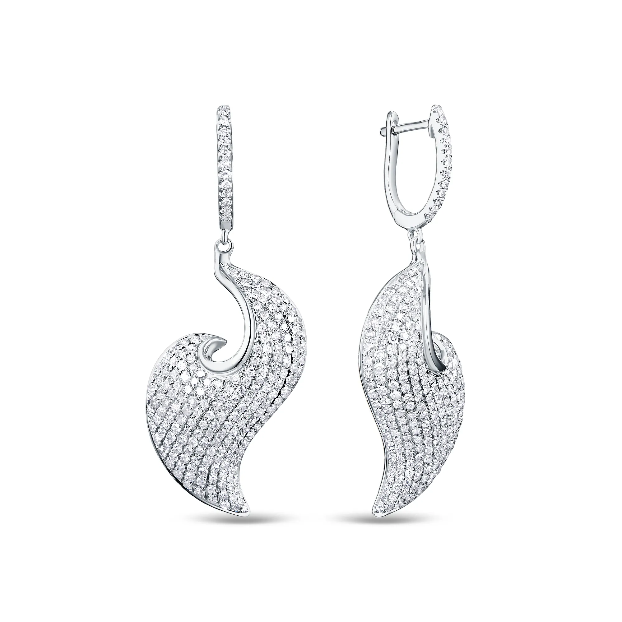 Серьги из золота с бриллиантом
