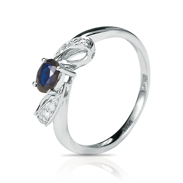 Женское кольцо из золота с бриллиантом и сапфиром