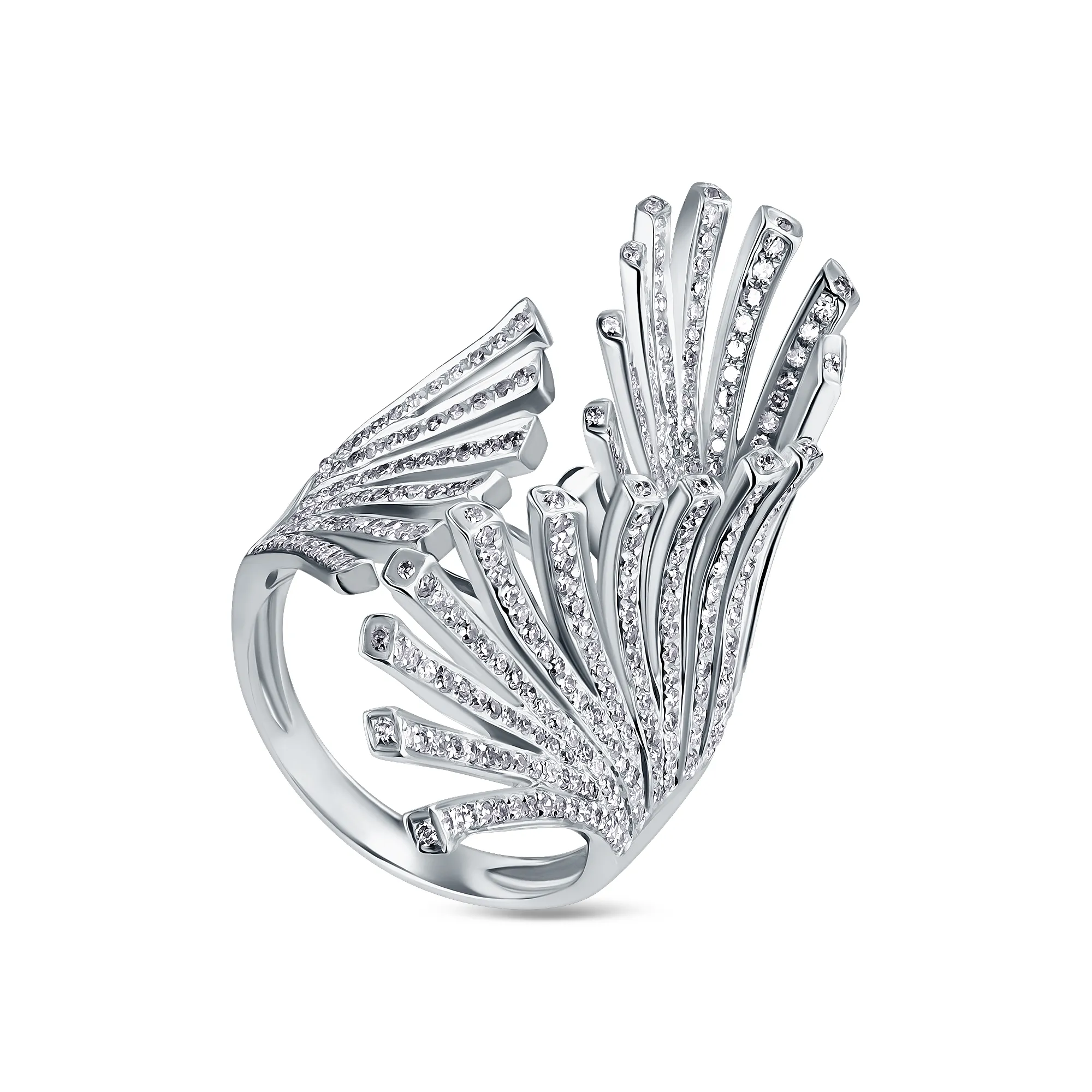 Кольцо из золота с бриллиантом