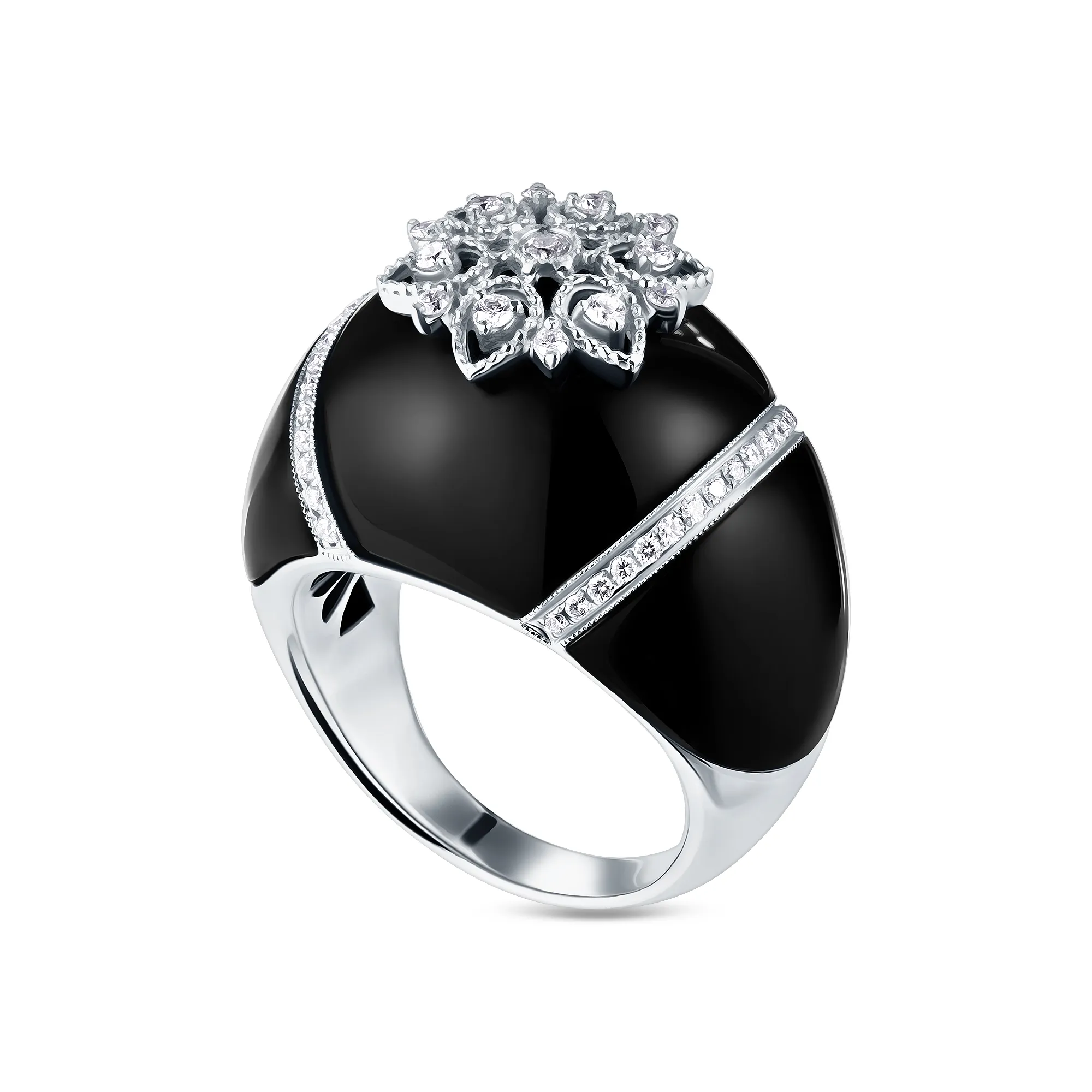 Женское кольцо из золота с бриллиантом и ониксом