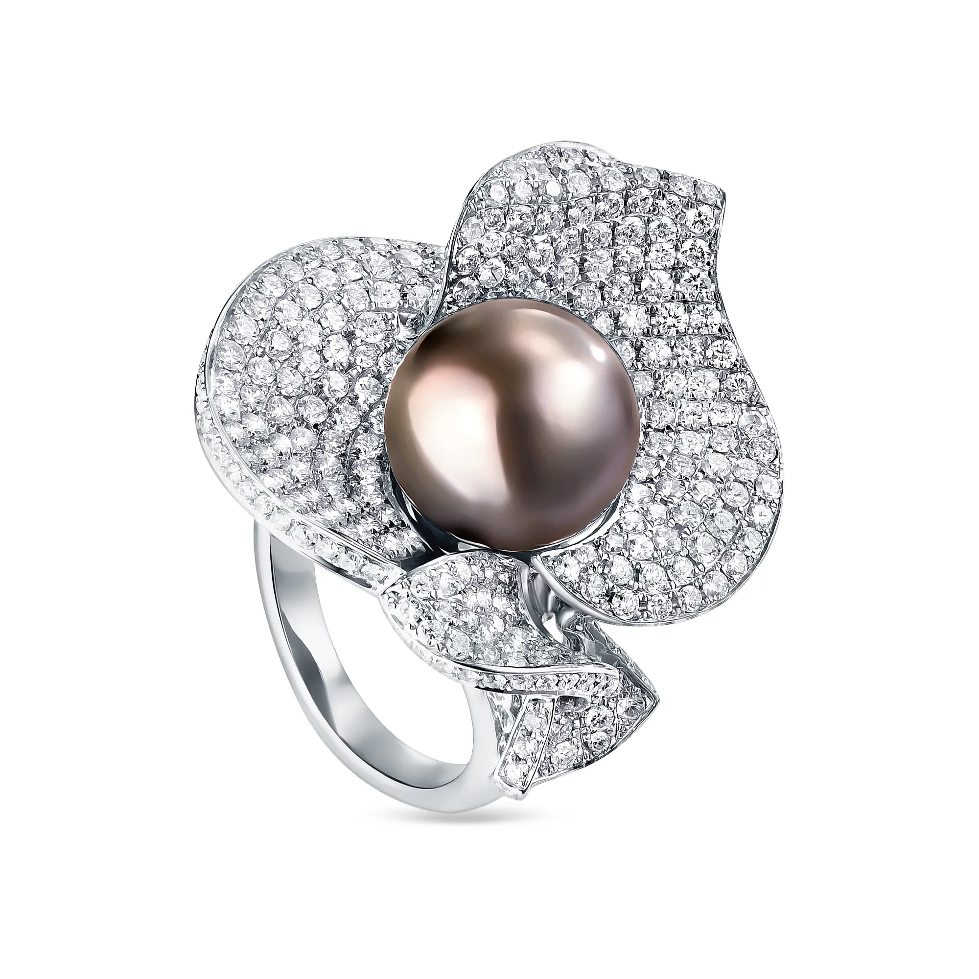 Женское кольцо из золота с бриллиантом и жемчугом