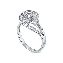 Женское кольцо из золота с бриллиантом по цене от 112 770 ₽