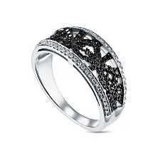 Женское кольцо из золота с бриллиантом по цене от 123 984 ₽