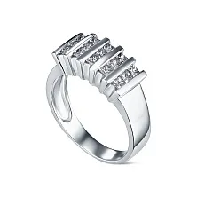 Женское кольцо из золота с бриллиантом по цене от 123 900 ₽