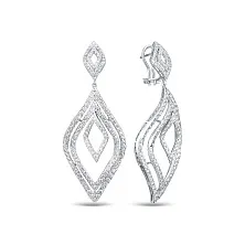Серьги из золота с бриллиантом