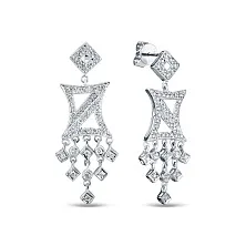 Серьги из золота с бриллиантом