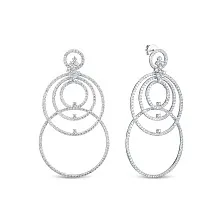 Серьги из золота с бриллиантом